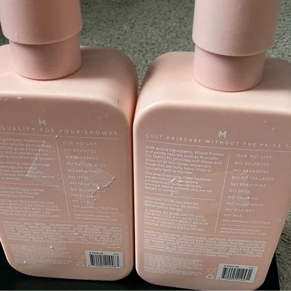 Monday Pink Shampoo and Conditioner Set - Picture 3 of 5